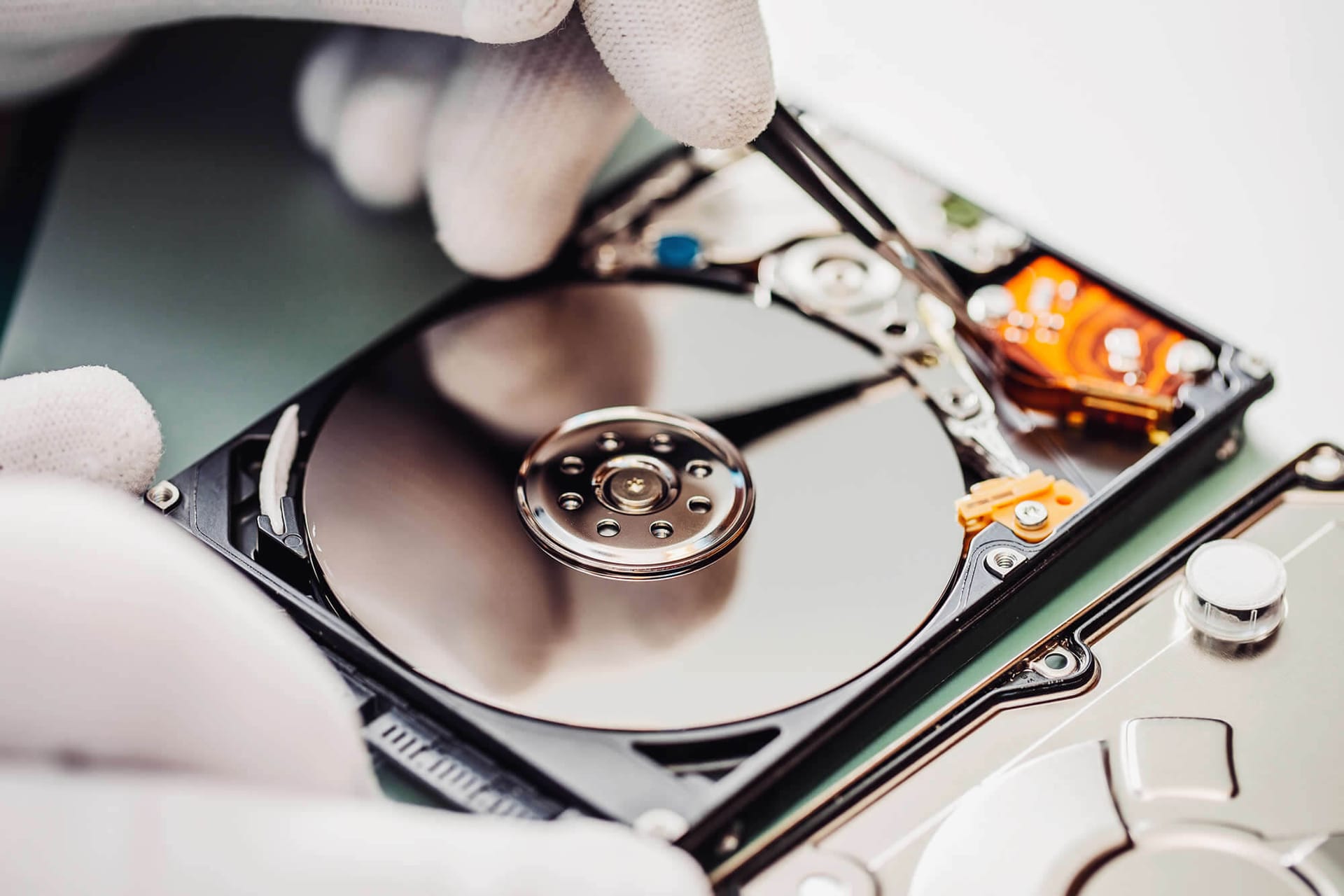 Digitale Schätze bergen: Faszinierende Geschichten der Datenwiederherstellung von Festplatten