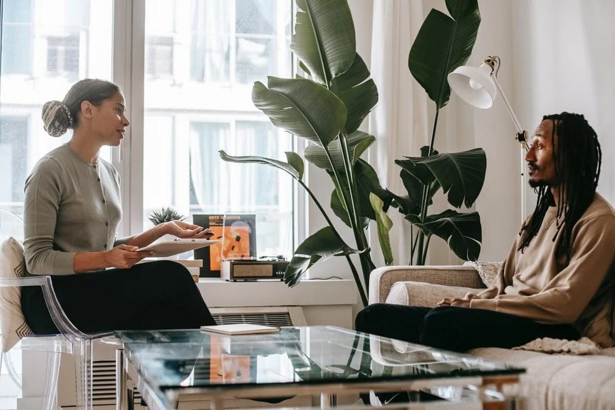 Nichtraucher Hypnose: Wie Hypnosetherapie Ihnen beim Aufhören hilft