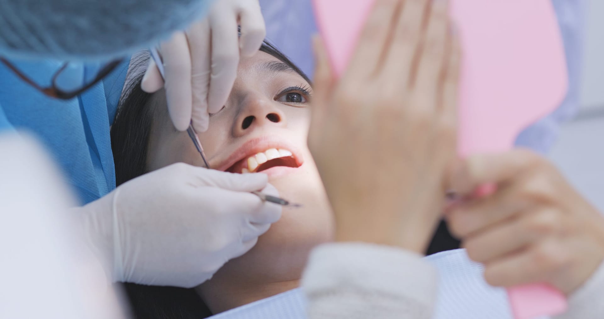 Zahnarzt Zürich: Hochwertige Veneers für ästhetische Ansprüche
