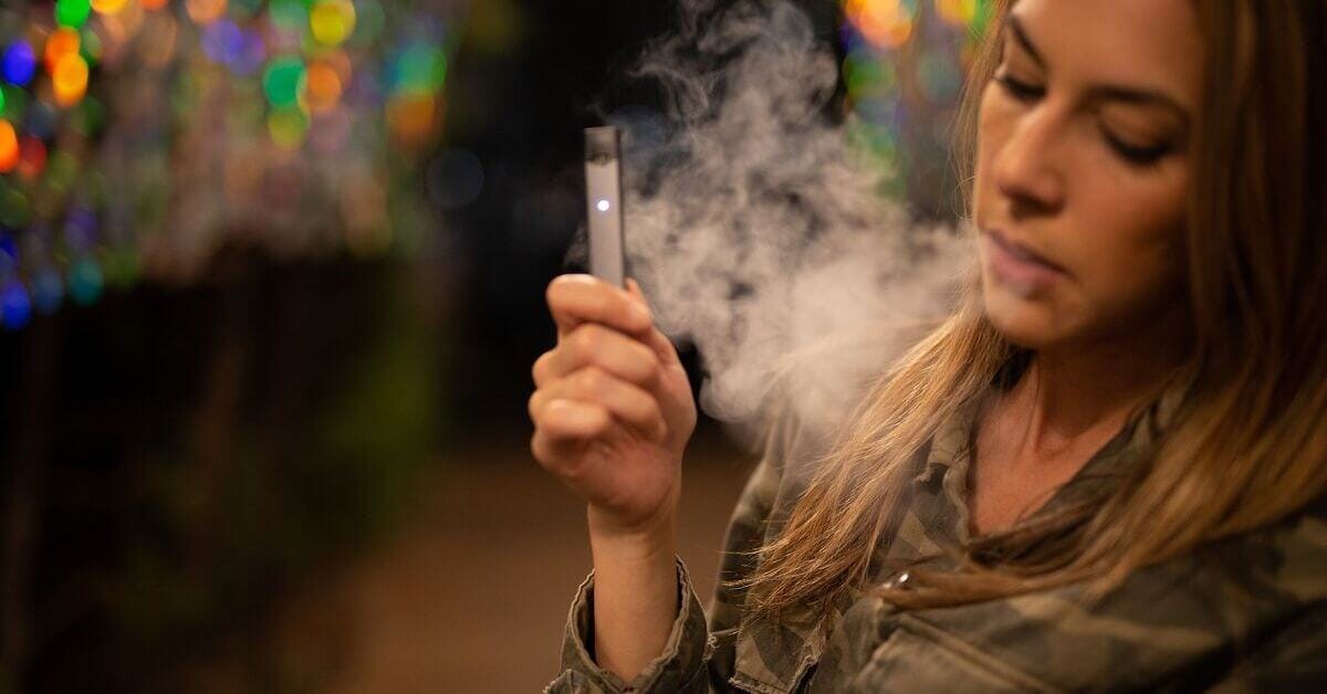Erlebe 30.000 Züge mit der neuen Al Fakher Vape 30K – dein perfekter Vape-Begleiter