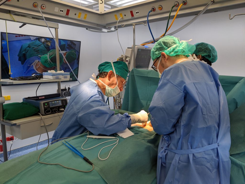 Brustvergrößerung mit Implantaten: Optimale Ergebnisse für ein positives Körpergefühl