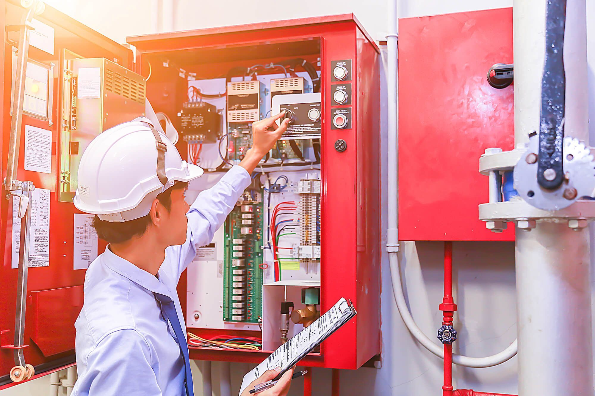 Warum die Prüfung ortsfester elektrischer Anlagen nicht vernachlässigt werden darf